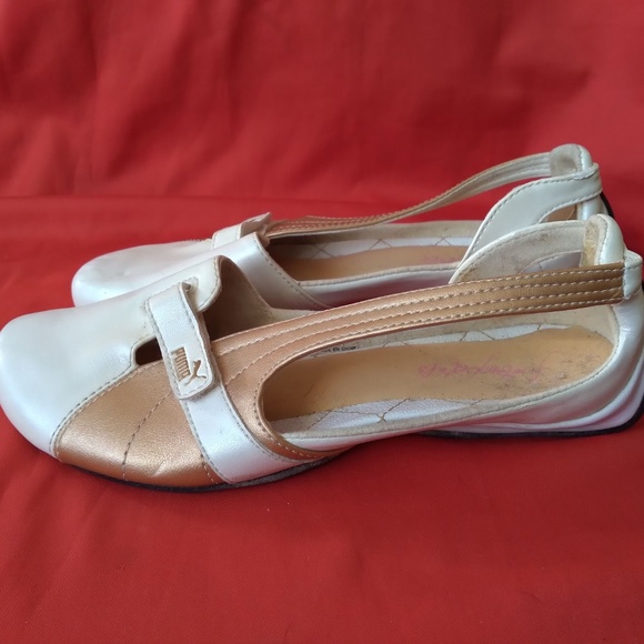 Puma Foot Petals Flats Adjustable Width